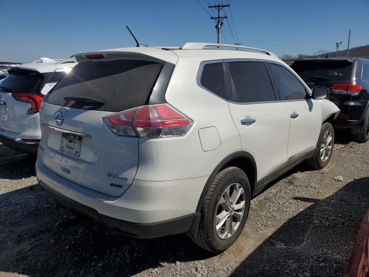 2014 Nissan Rogue - Image 3