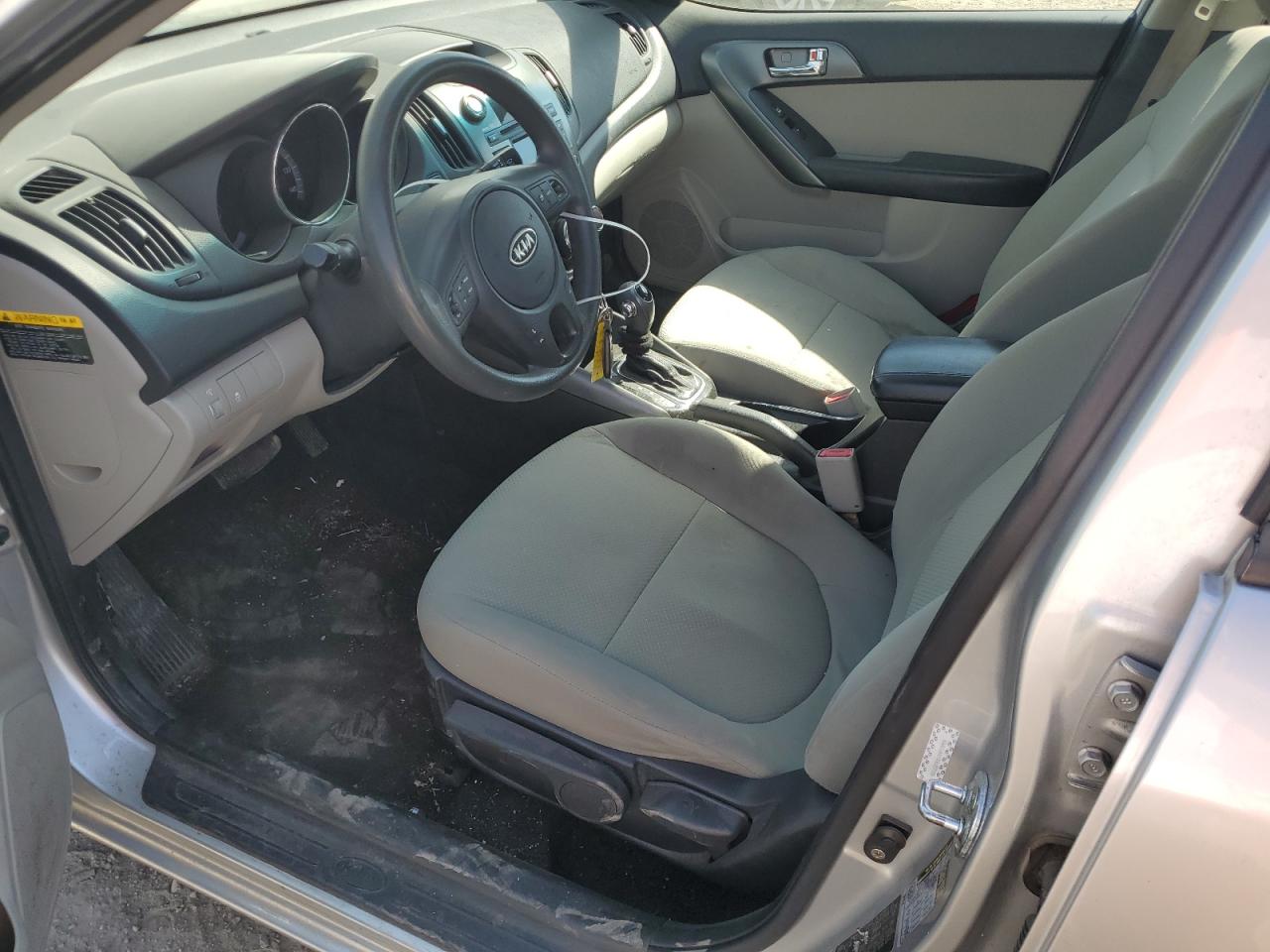 2013 Kia Forte - Image 7