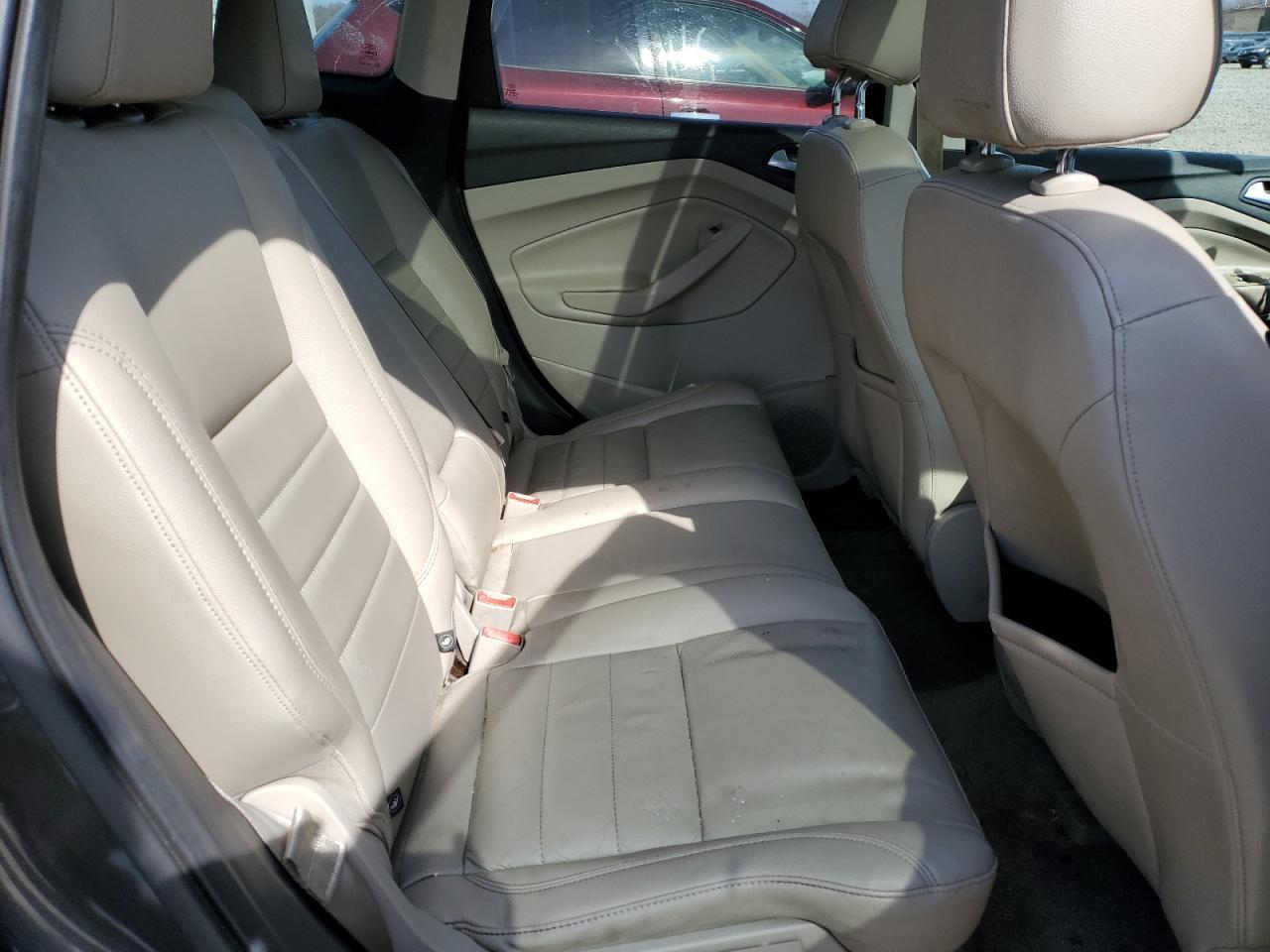 1FMCU9J94GUB02712 FORD ESCAPE 2016