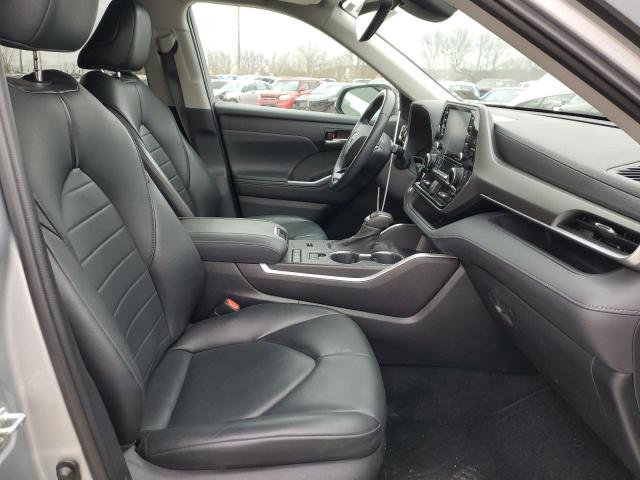  TOYOTA HIGHLANDER 2021 Silver