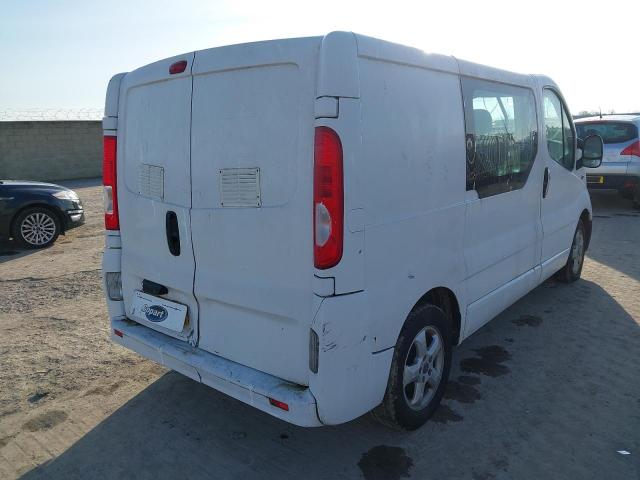 2008 VAUXHALL VIVARO 270