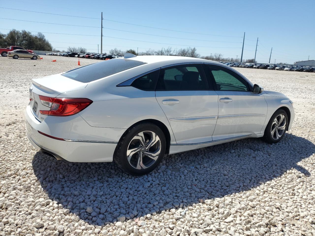 1HGCV2F55JA007777 HONDA ACCORD 2018