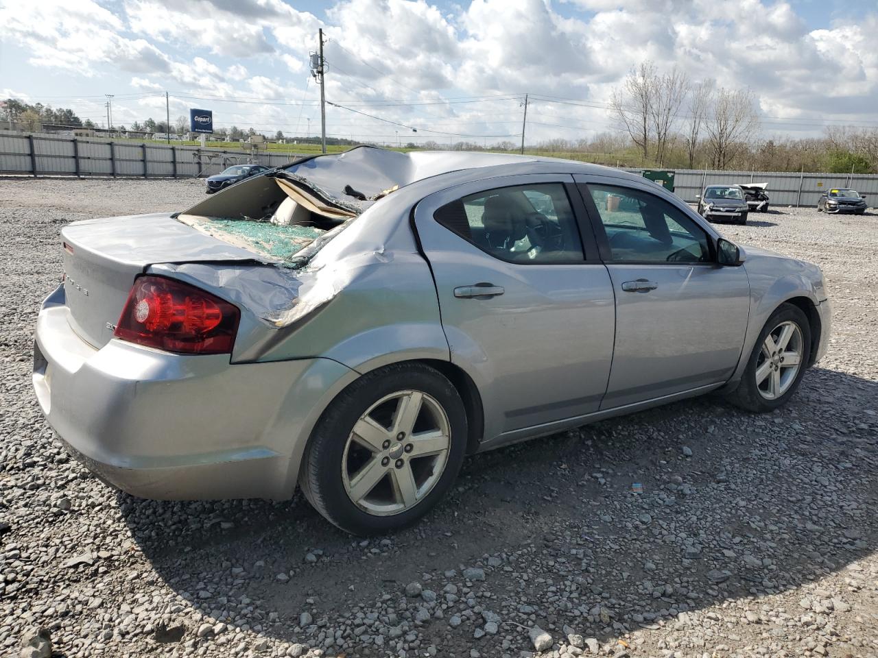 2013 Dodge Avenger - Image 3