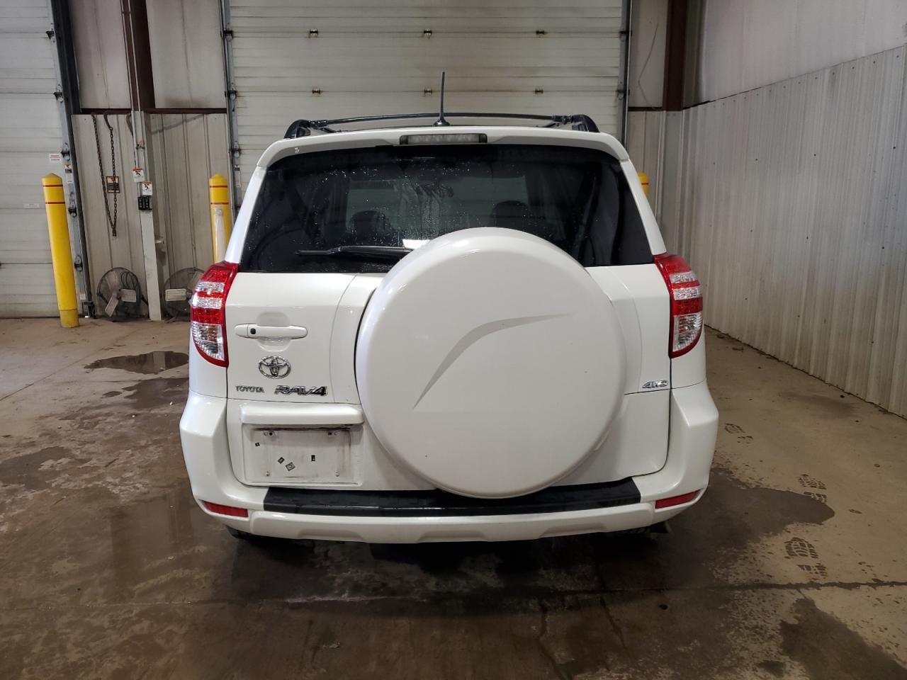 2010 Toyota RAV 4 - Image 6