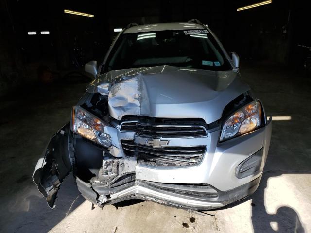  CHEVROLET TRAX 2015 Серебристый