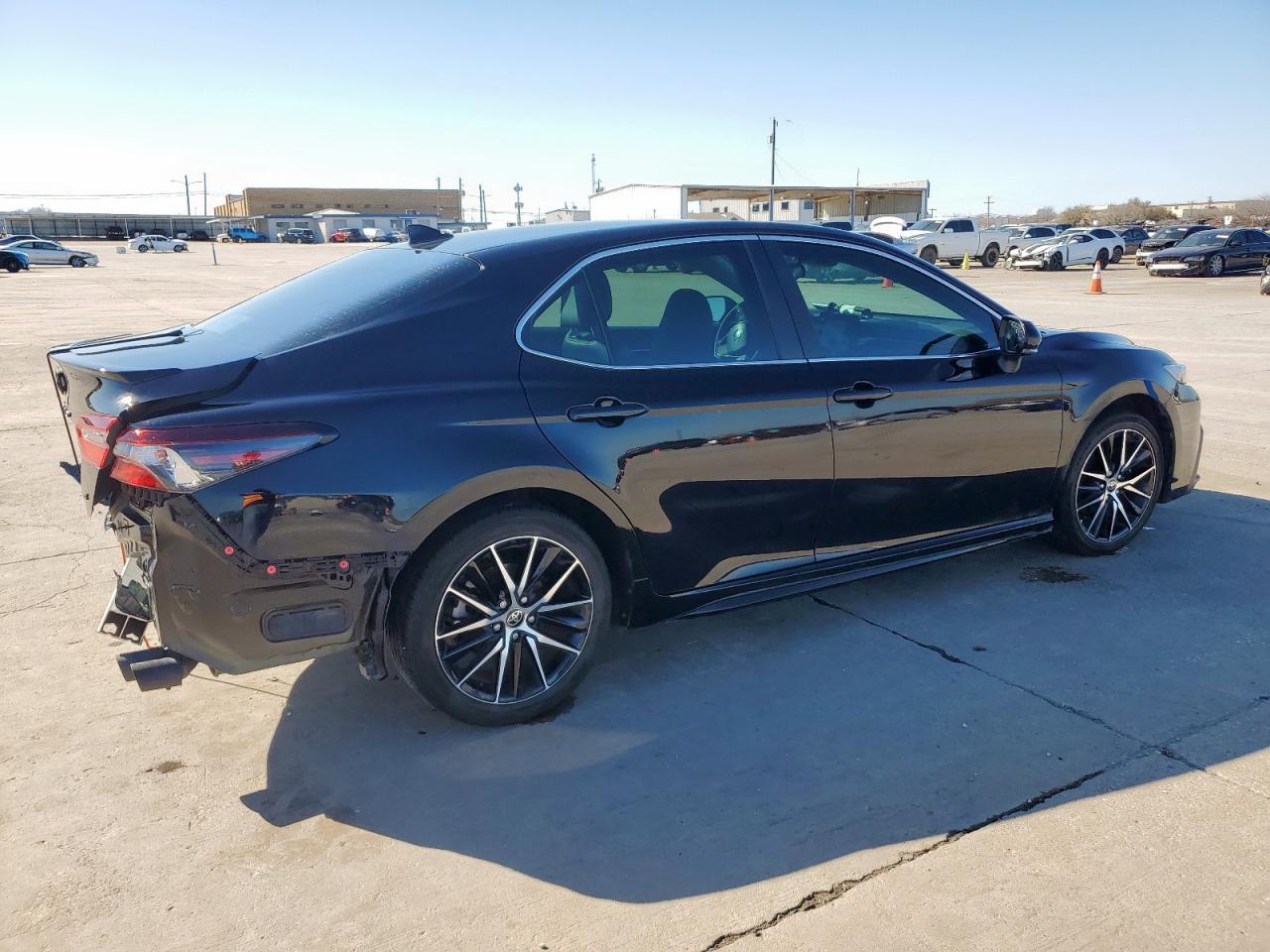 4T1G11AK9RU192828 TOYOTA CAMRY 2024