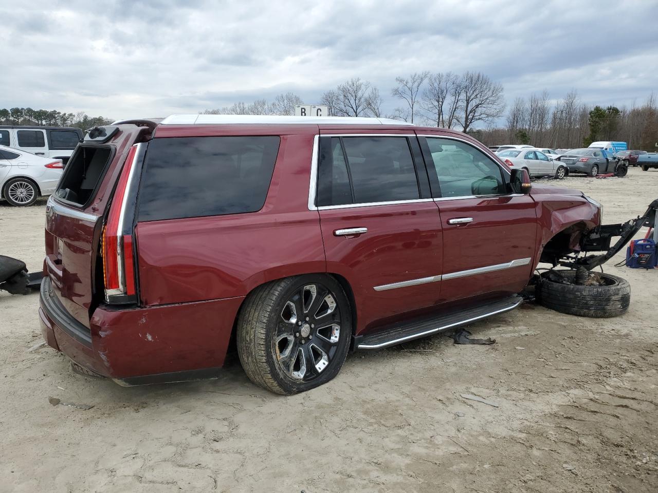 2019 Cadillac Escalade - Image 3