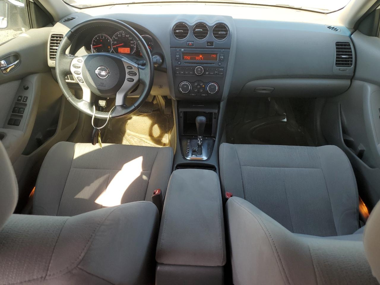 2012 Nissan Altima - Image 8