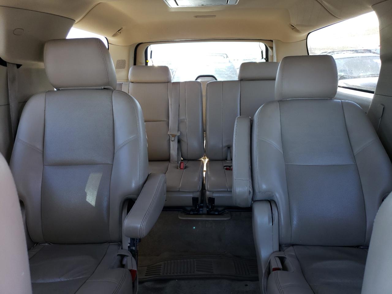 2013 GMC Yukon - Image 10