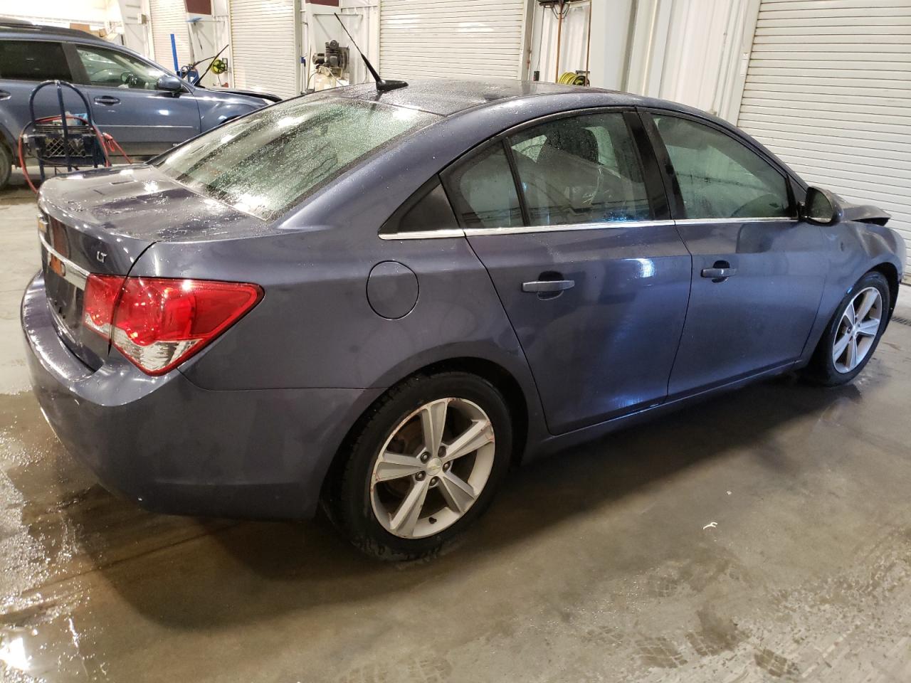 2013 Chevrolet Cruze - Image 3