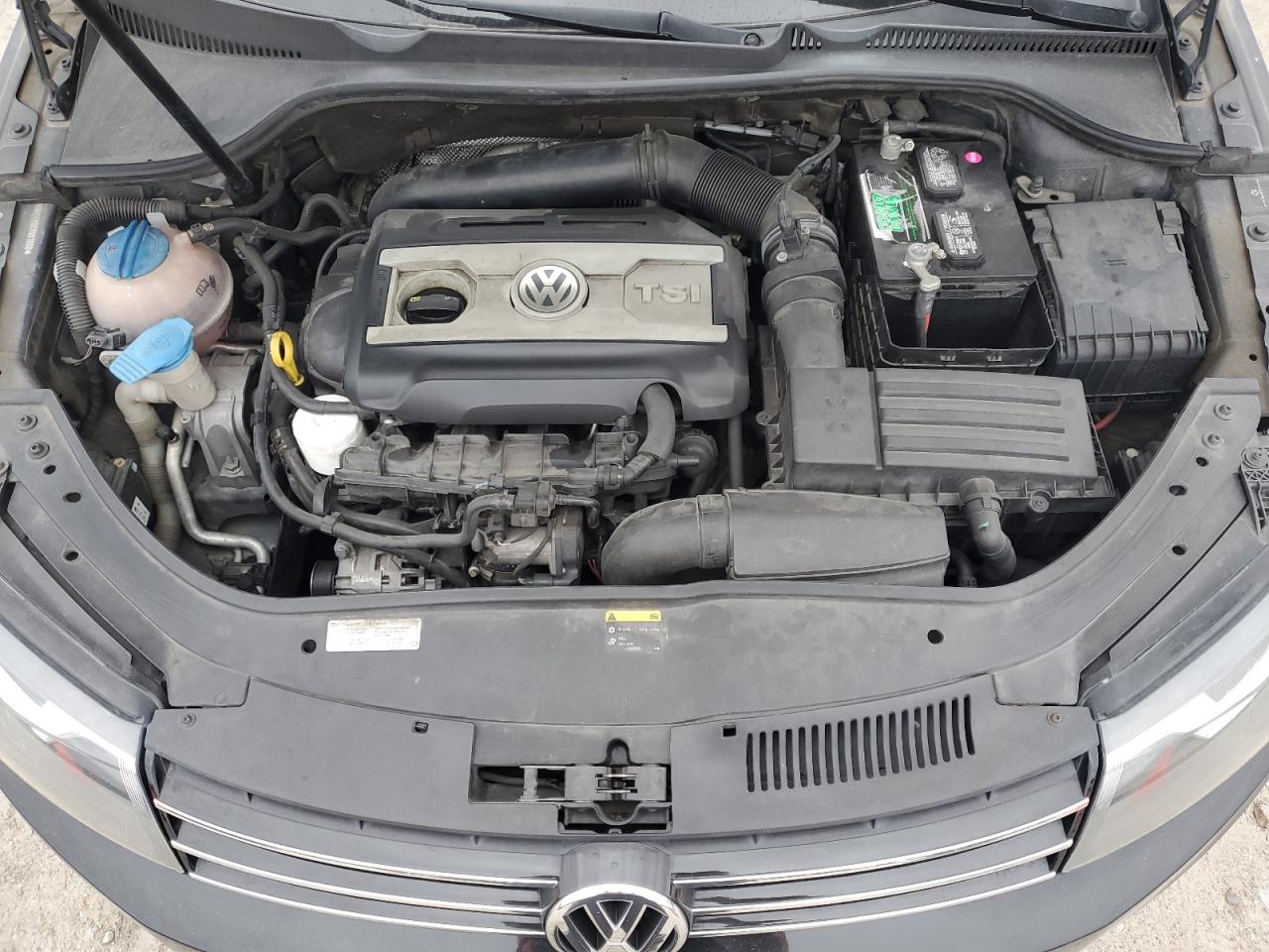 2014 Volkswagen Eos - Image 11