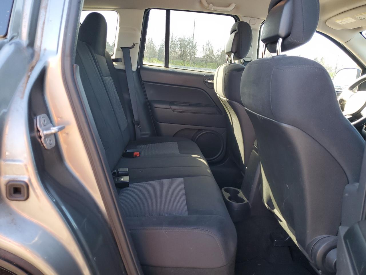 2013 Jeep Compass - Image 11