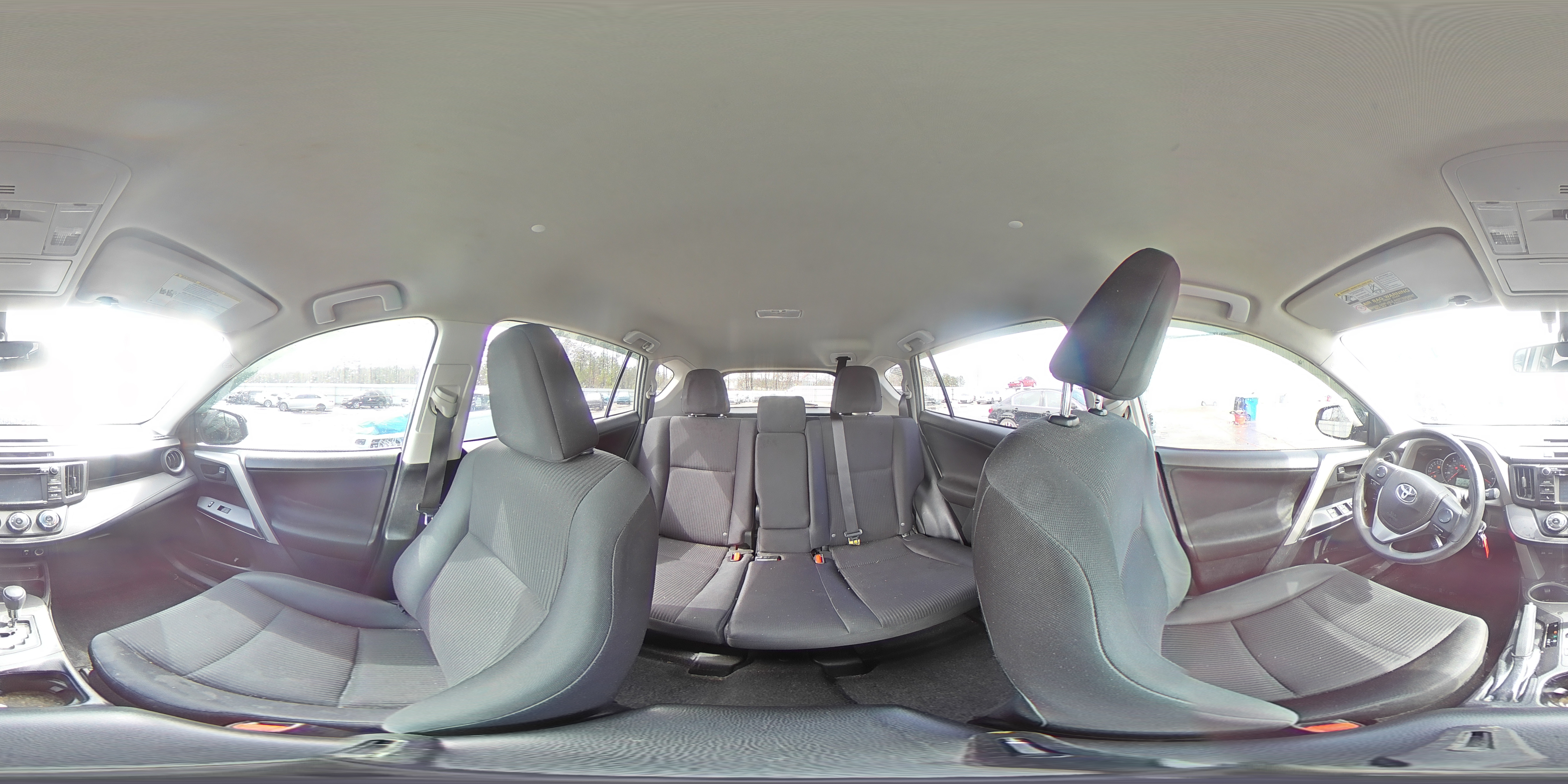 2016 Toyota RAV 4 - Image 15
