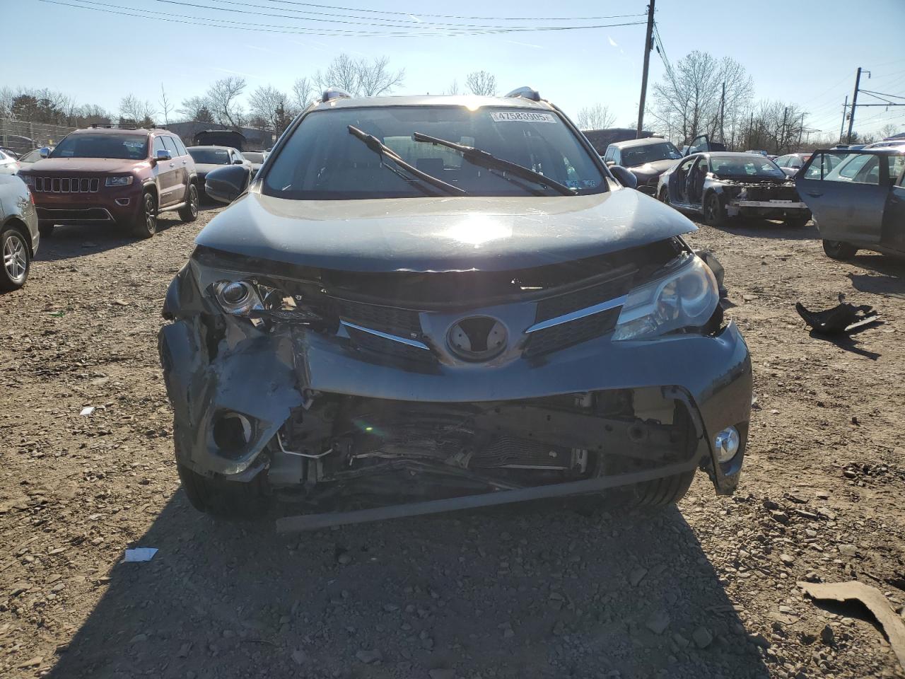 2014 Toyota RAV 4 - Image 5