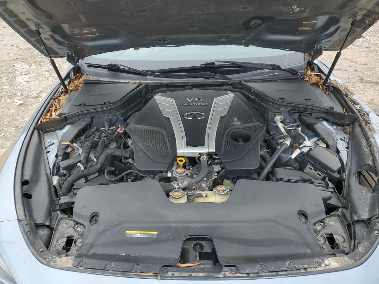 2017 Infiniti Q60 - Image 11