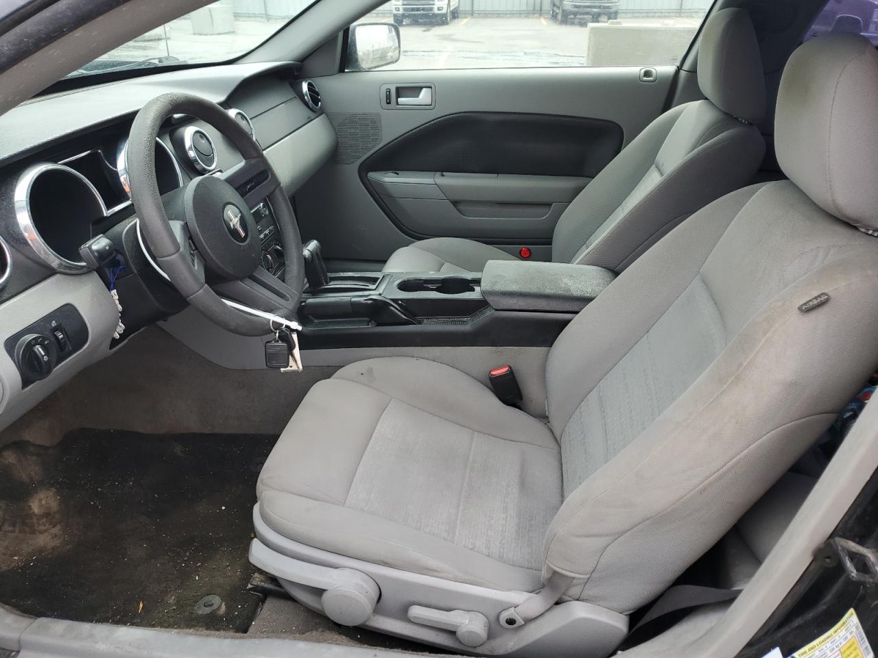 2008 Ford Mustang - Image 7