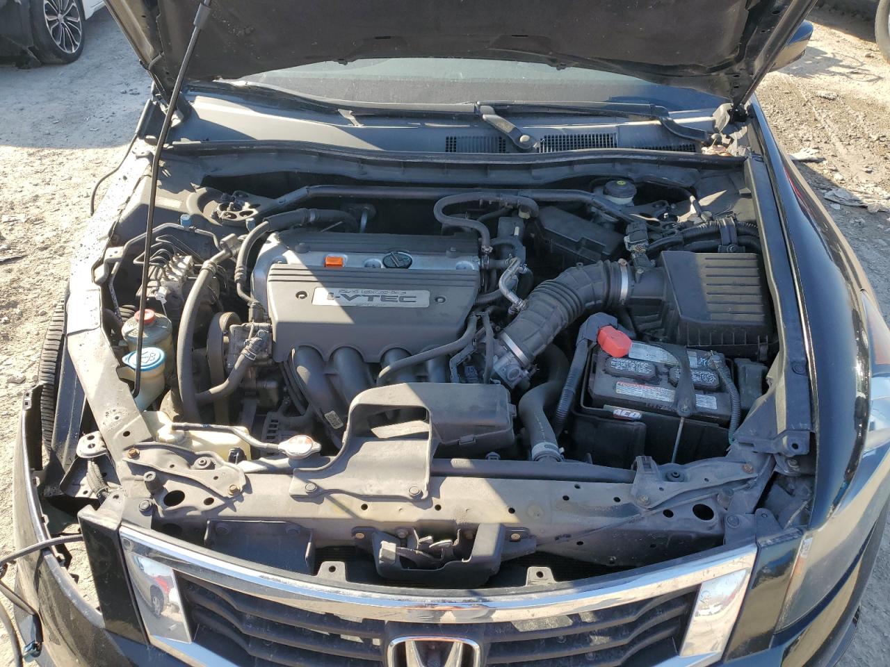 2009 Honda Accord - Image 13