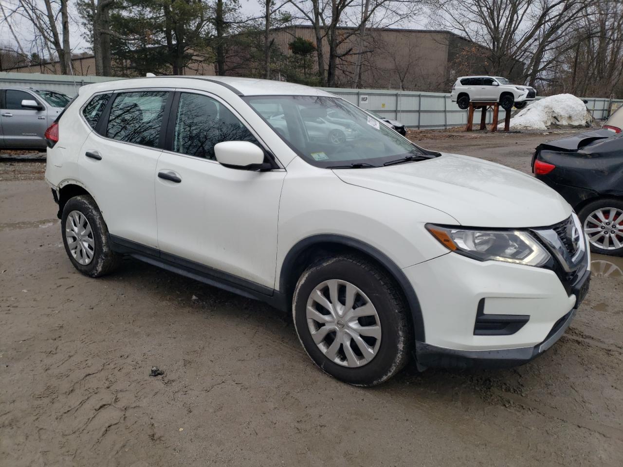 KNMAT2MV2HP545035 NISSAN ROGUE 2017