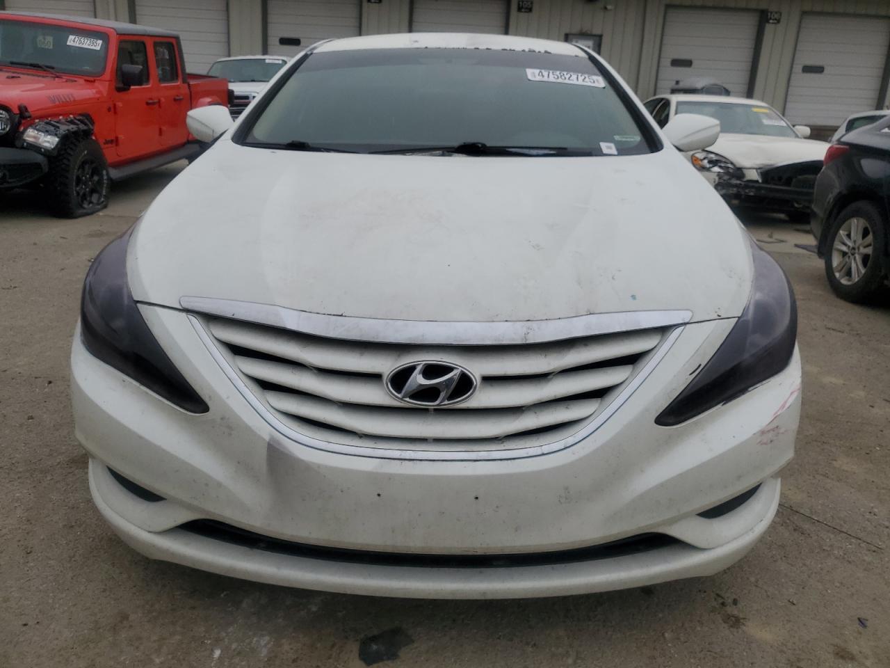 2012 Hyundai Sonata - Image 5