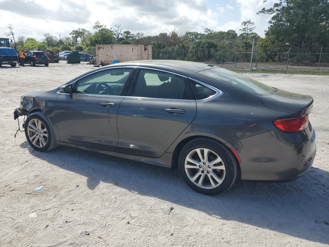 2015 Chrysler 200 - Image 2