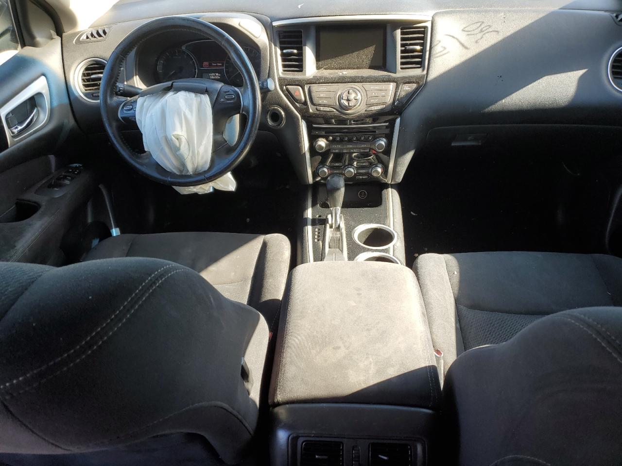 2014 Nissan Pathfinder - Image 8