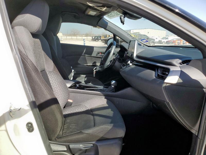  TOYOTA C-HR 2021 Biały