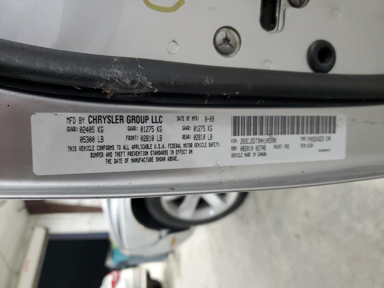 2010 Dodge Challenger - Image 12