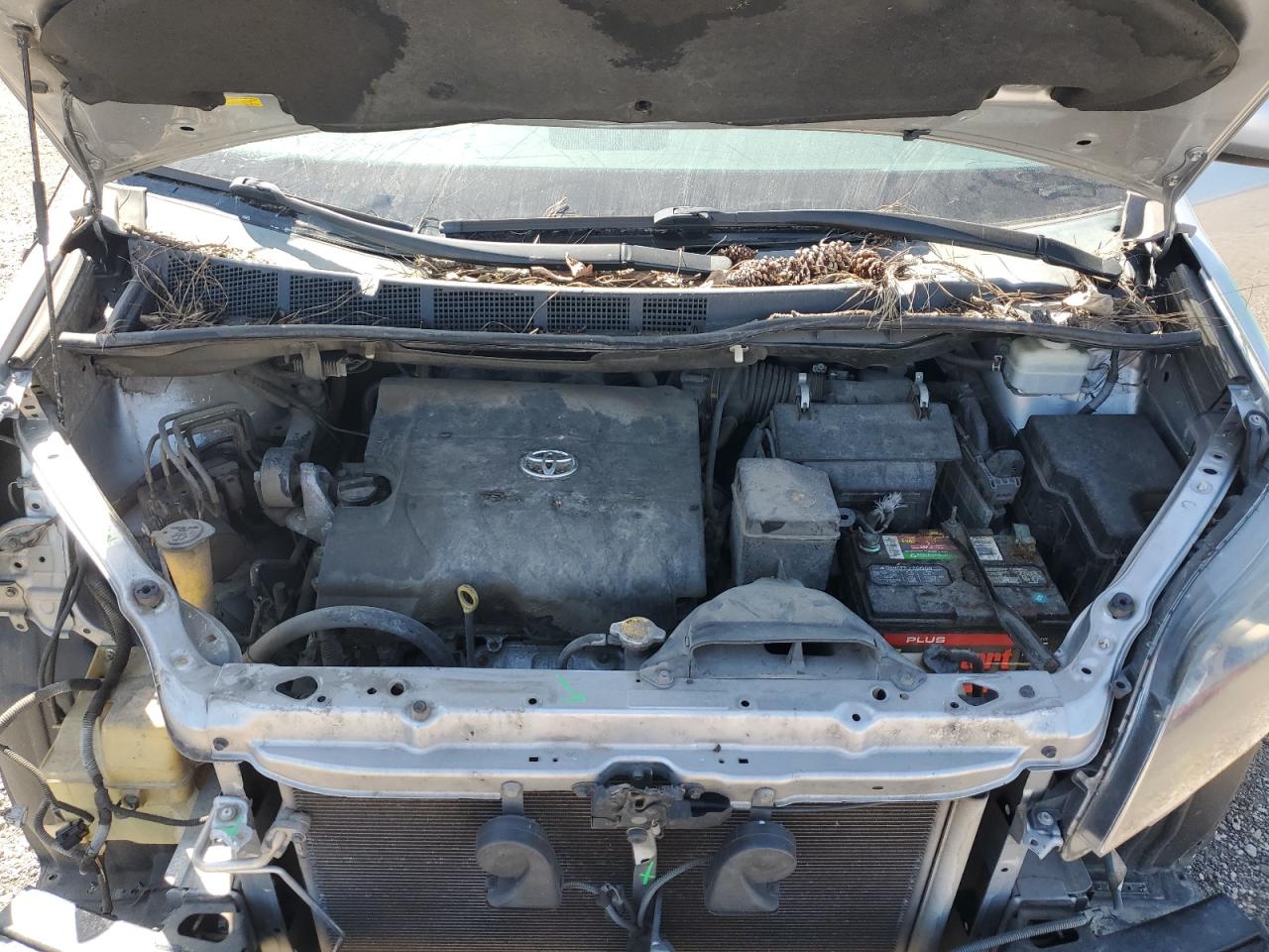 2014 Toyota Sienna - Image 12