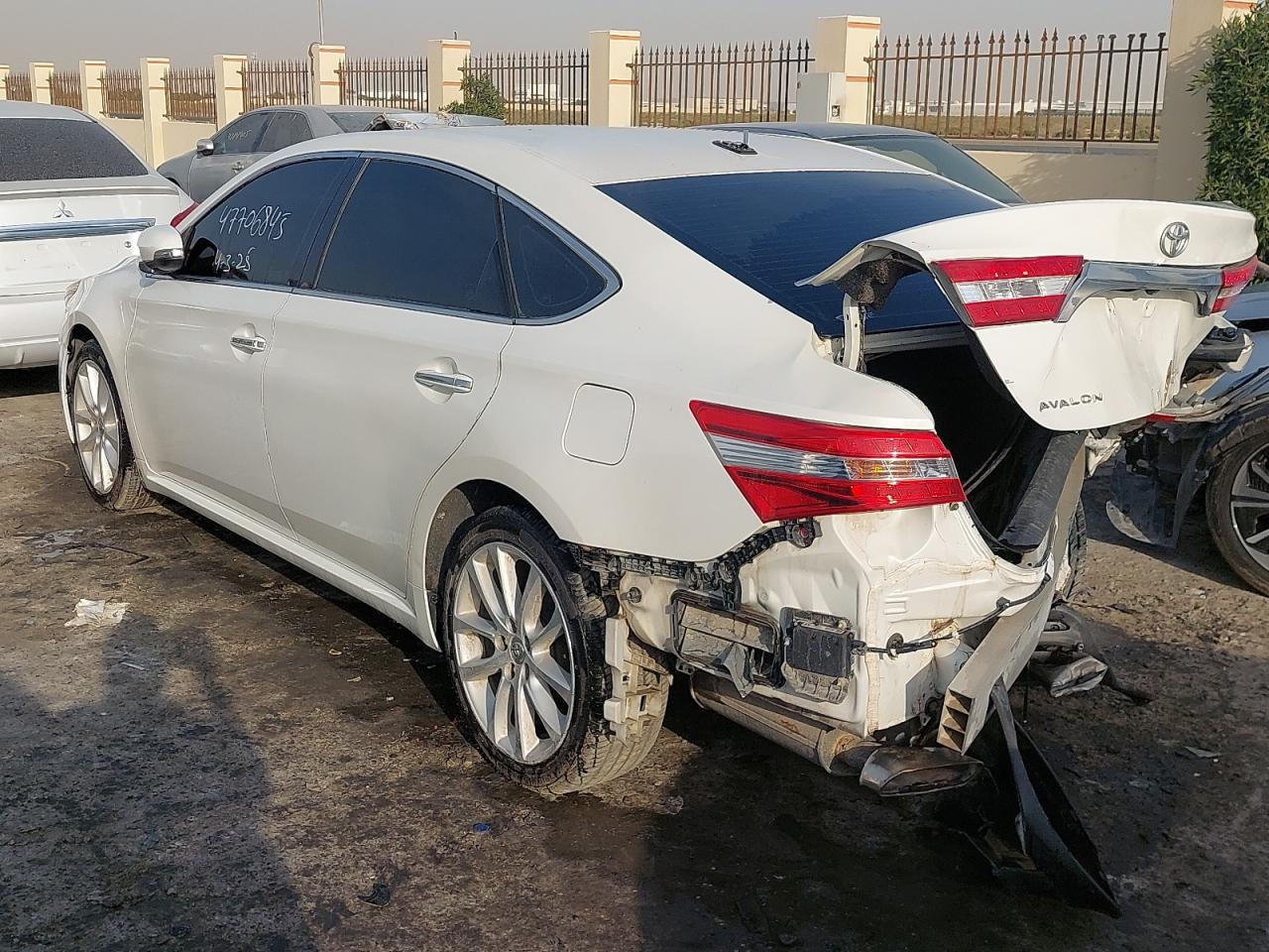 4T1BK1EB0DU070143 - 2013 Toyota AVALON - #47706845