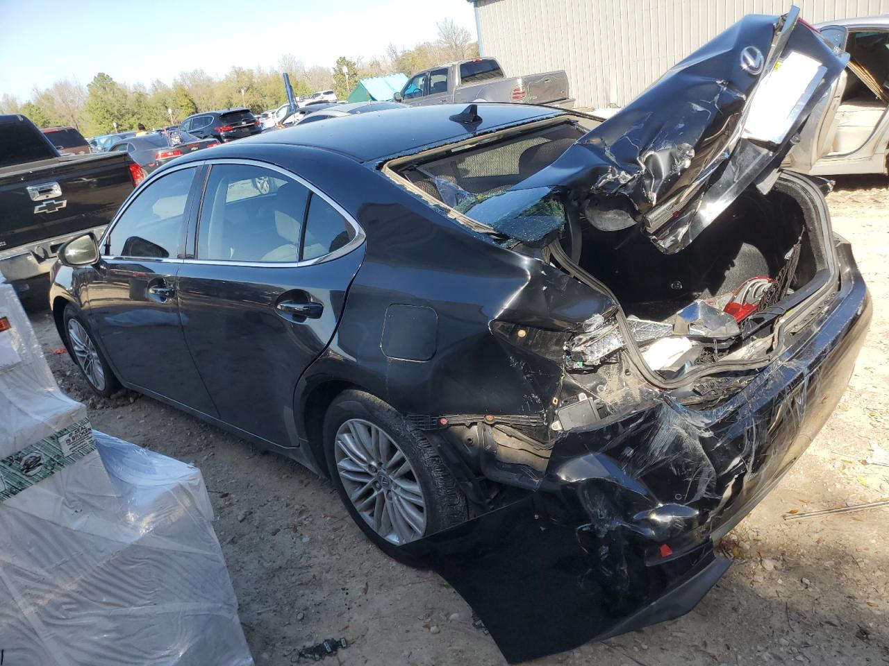 2014 Lexus ES - Image 2