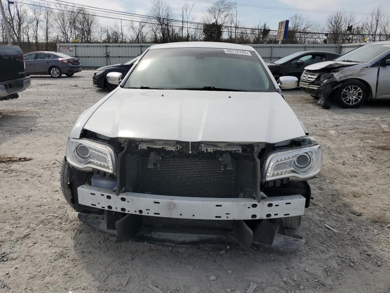 2018 Chrysler 300 - Image 5