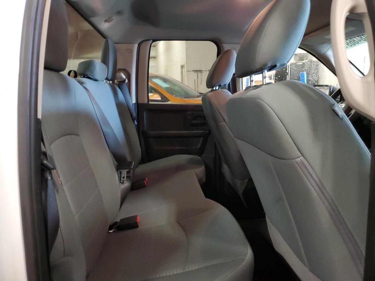 2018 RAM 1500 - Image 10