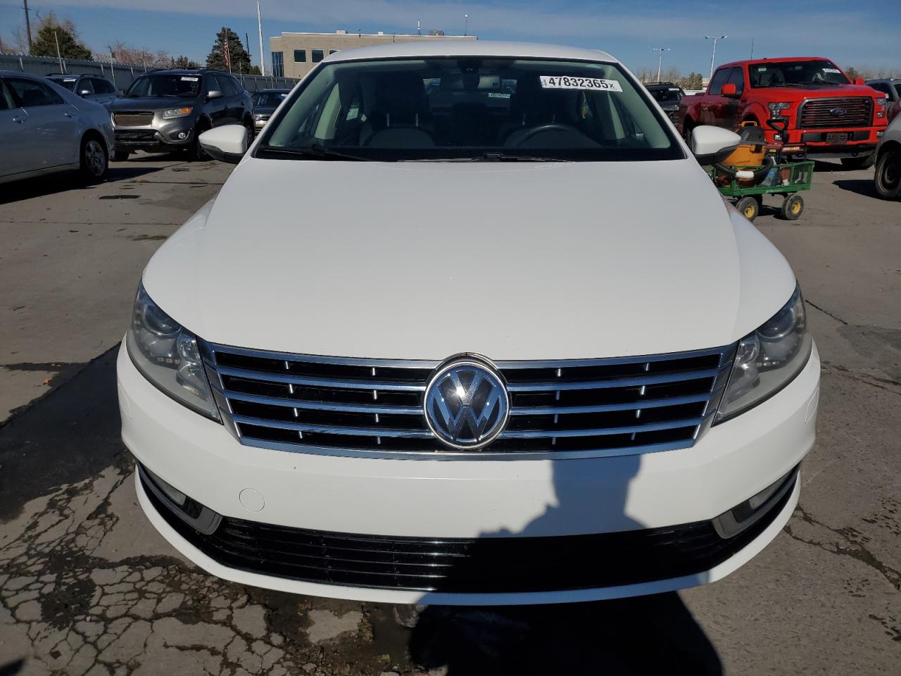 2014 Volkswagen Passat CC - Image 5