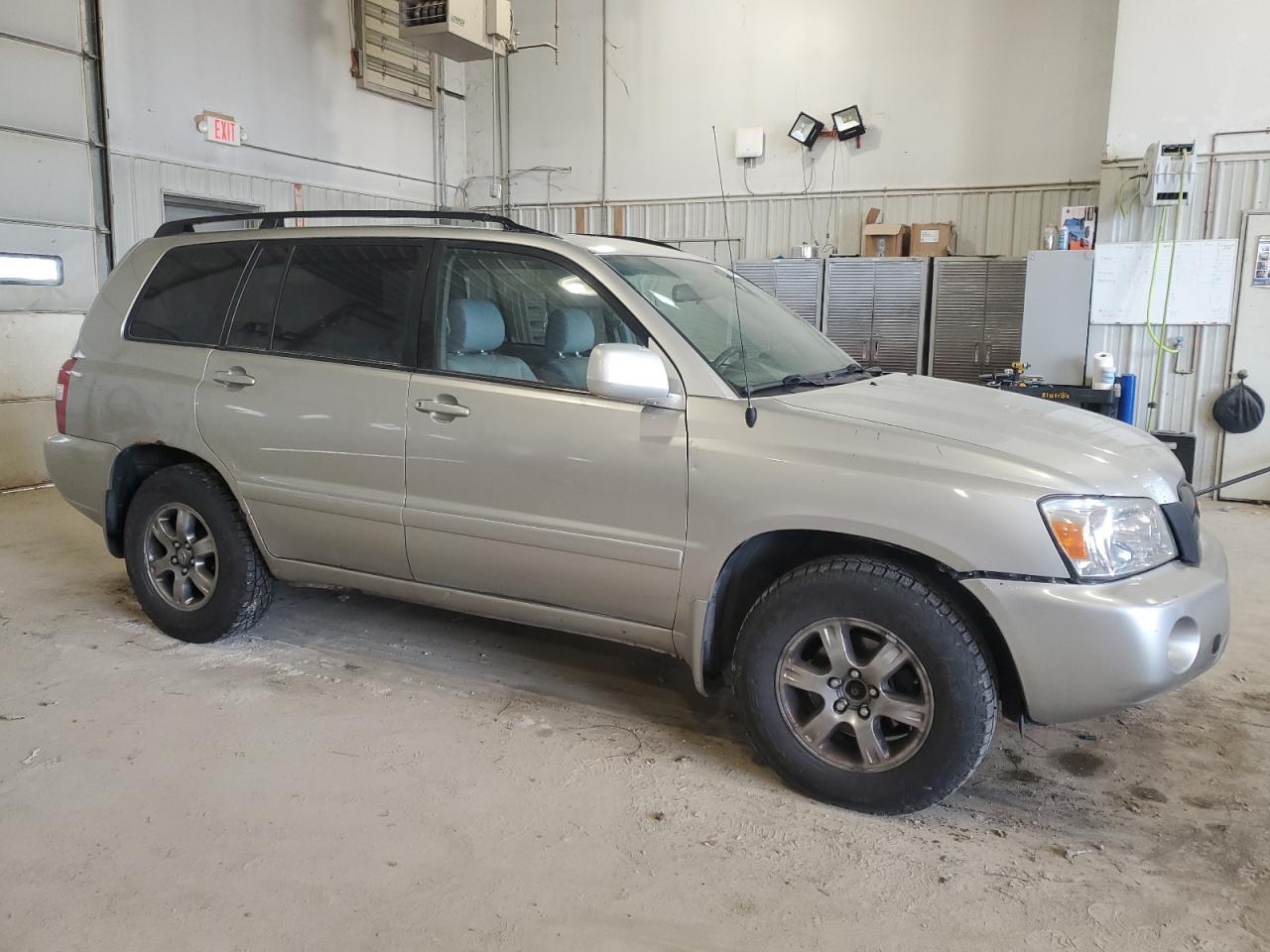 2005 Toyota Highlander - Image 4
