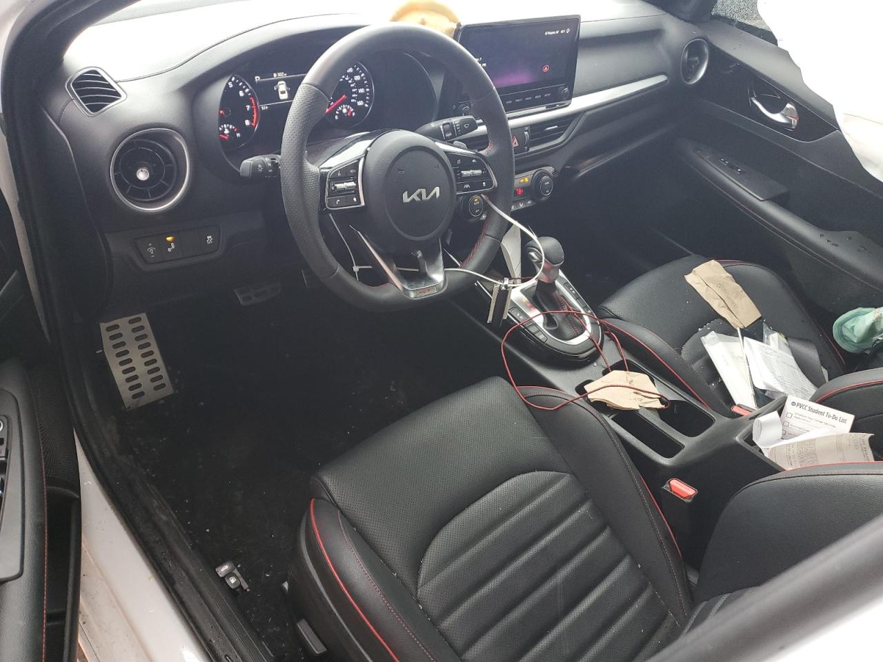 2024 Kia Forte - Image 8