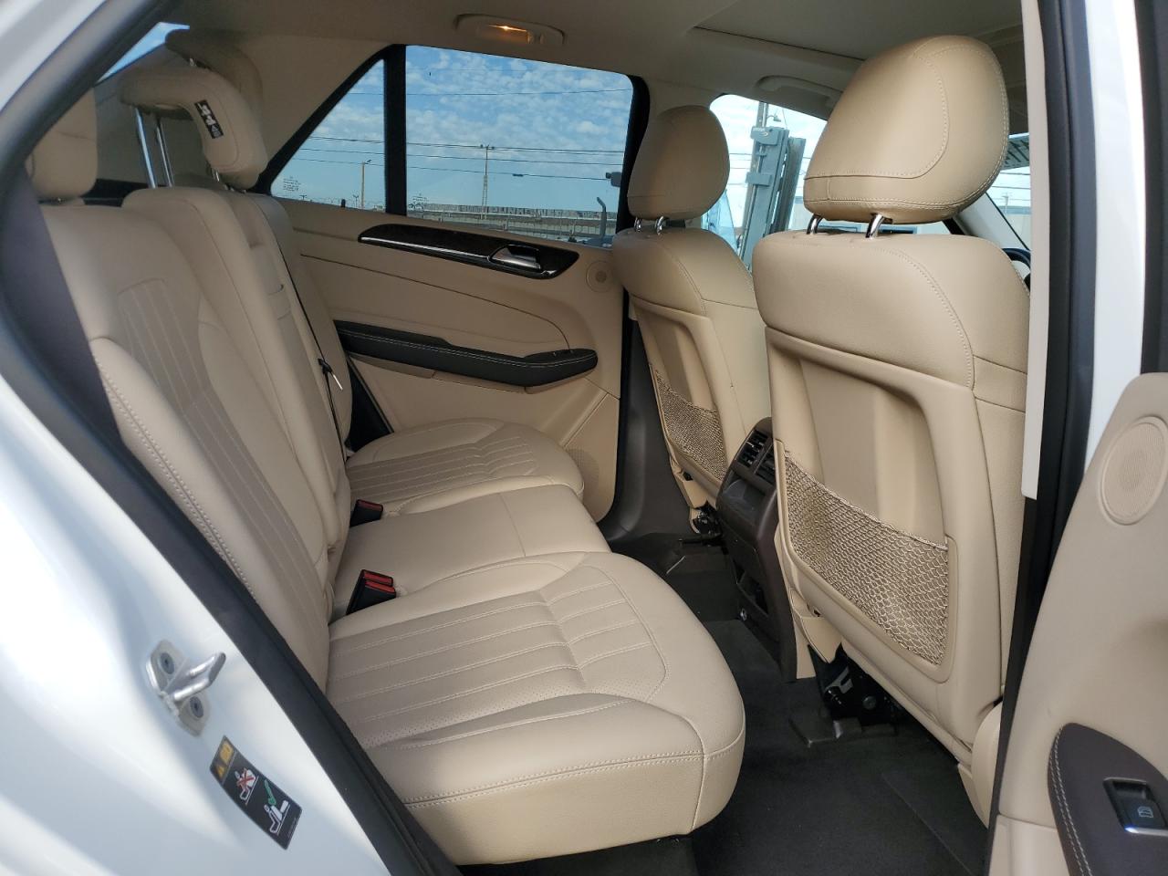 2016 Mercedes-Benz GLE - Image 12
