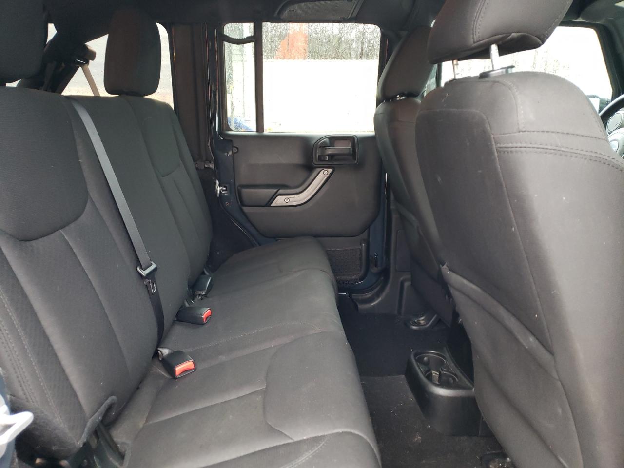 2016 Jeep Wrangler - Image 11