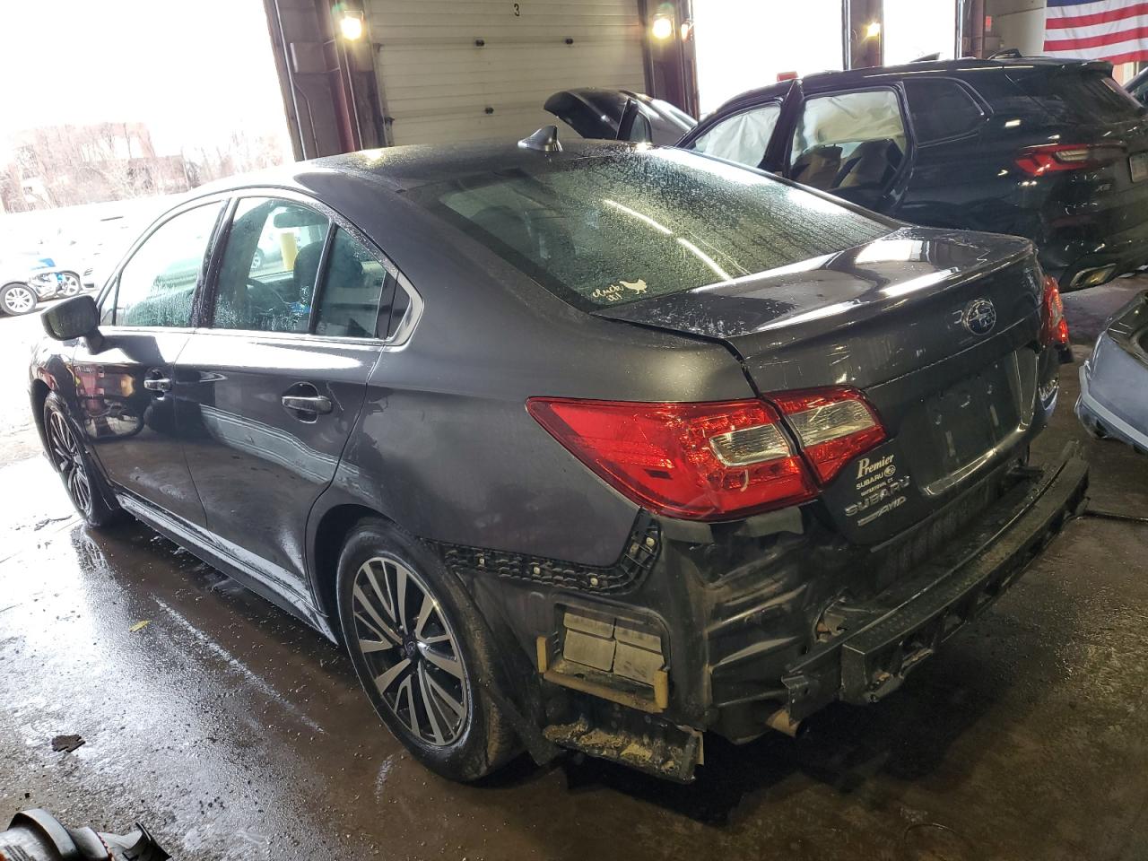 2018 Subaru Legacy - Image 2