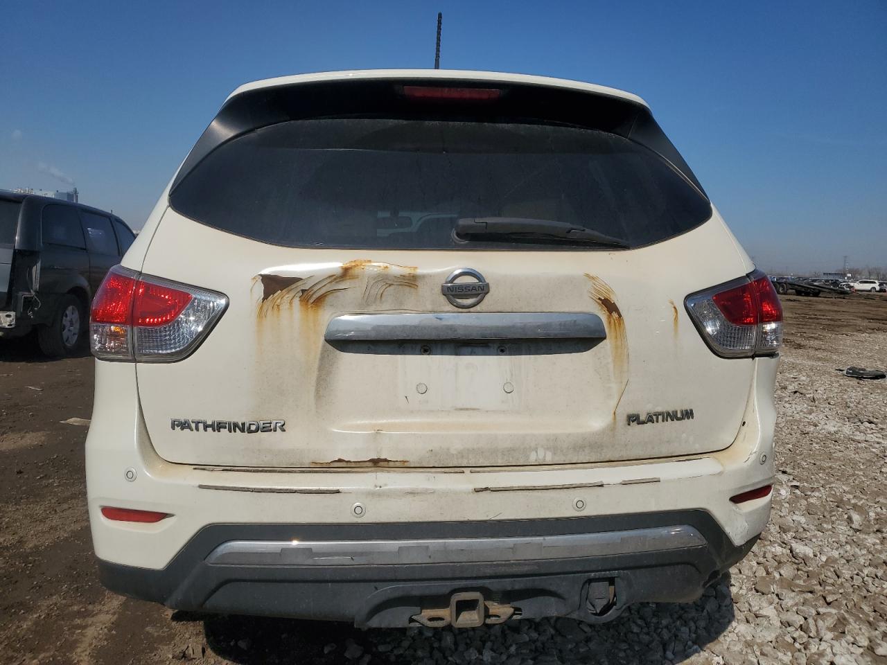 2015 Nissan Pathfinder - Image 6