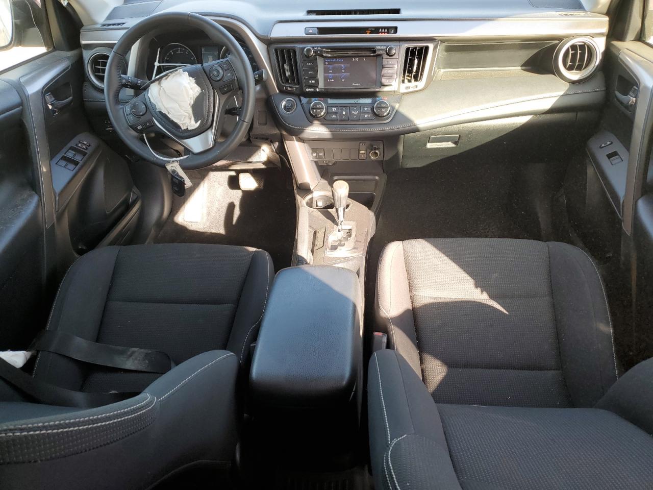 JTMWFREV9JJ209010 TOYOTA RAV4 2018
