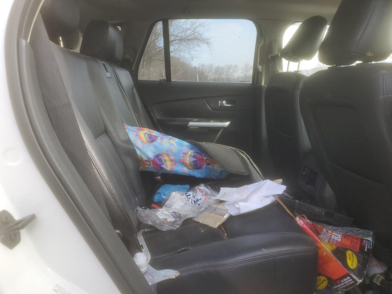 2011 Ford Edge - Image 12