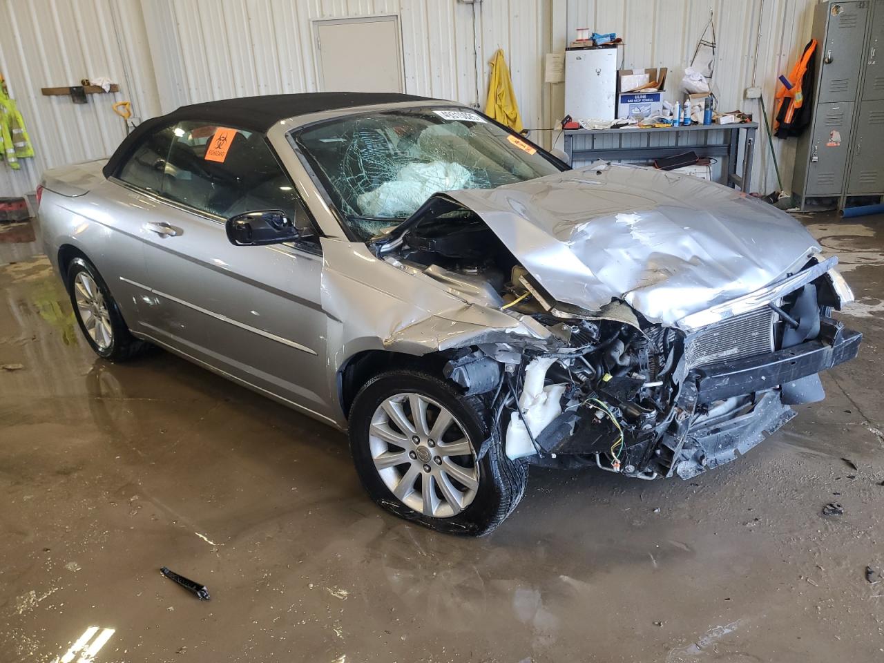 2014 Chrysler 200 - Image 4