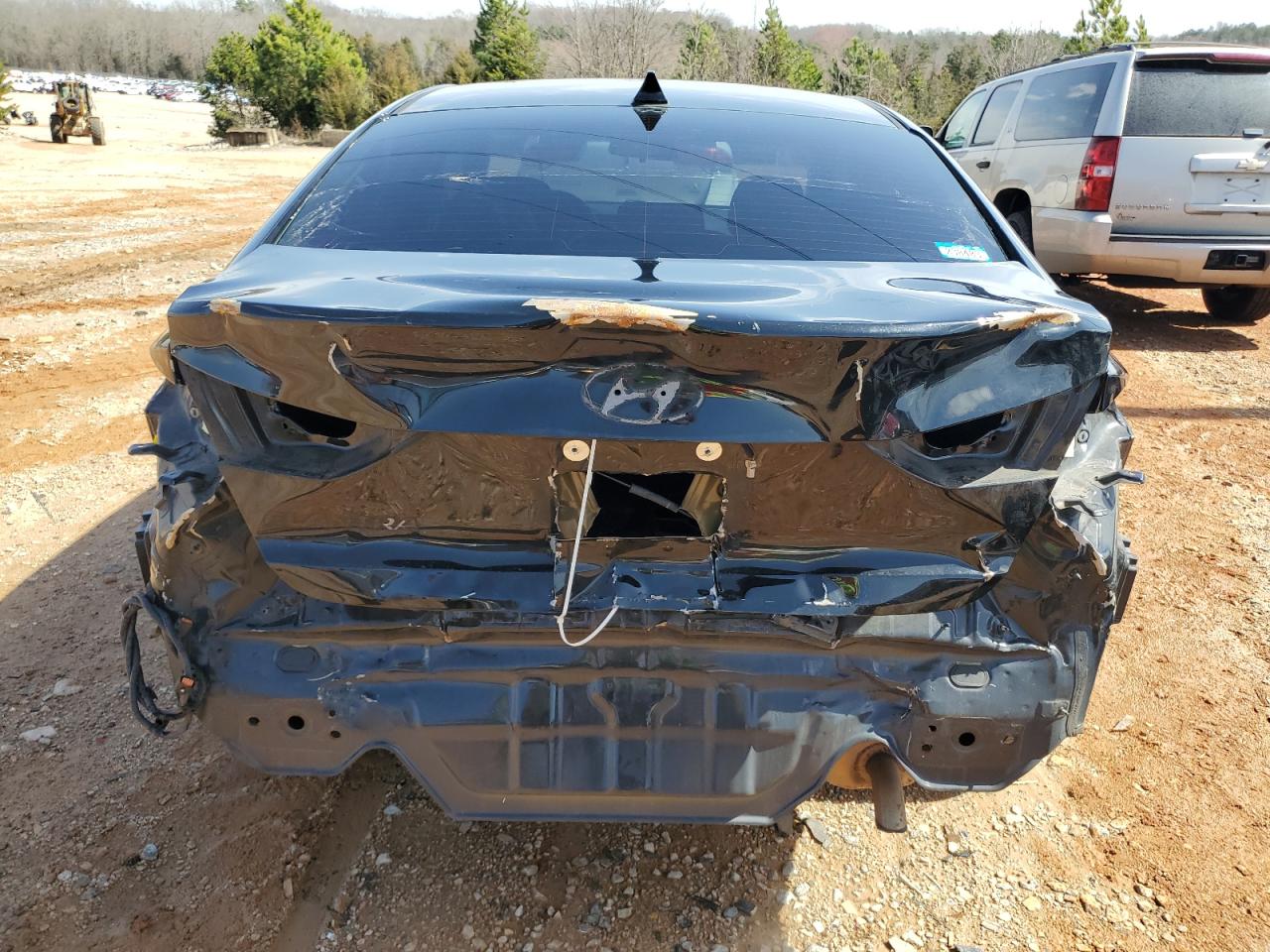 2018 Hyundai Elantra - Image 6