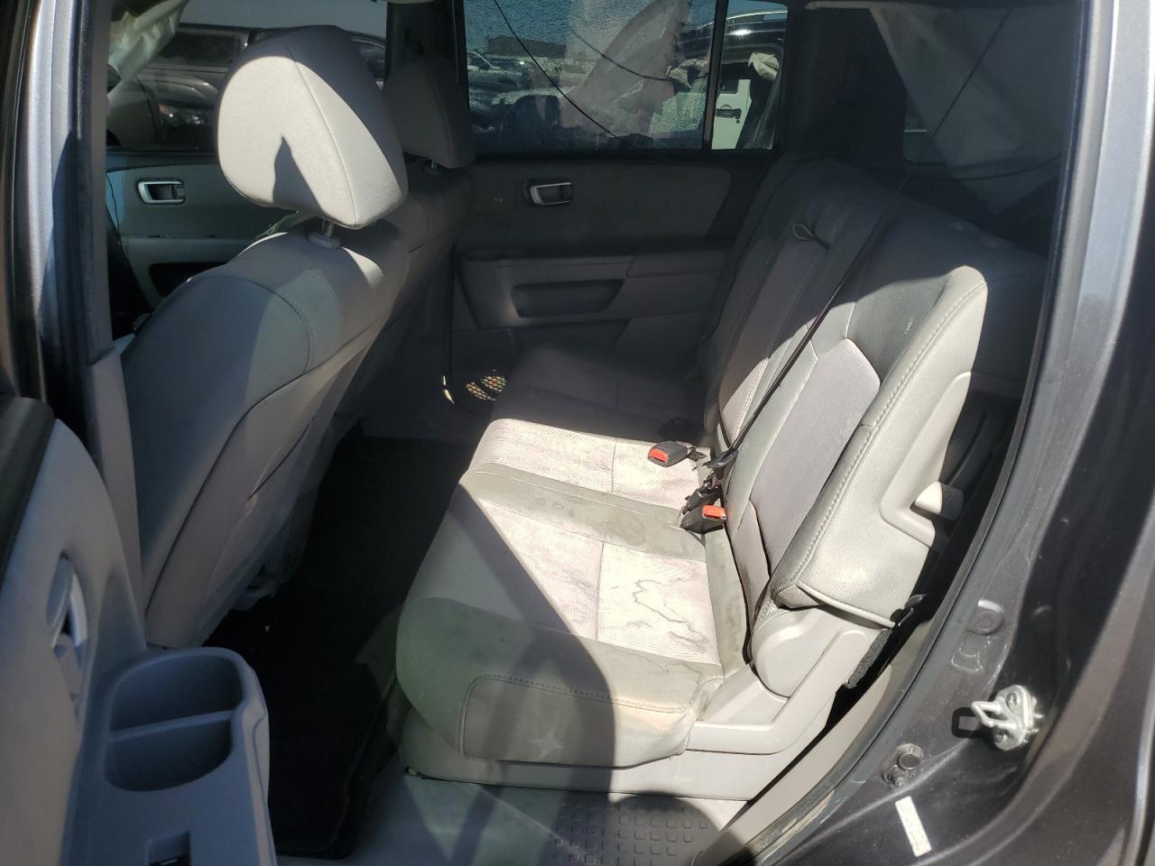 2012 Honda Pilot - Image 11