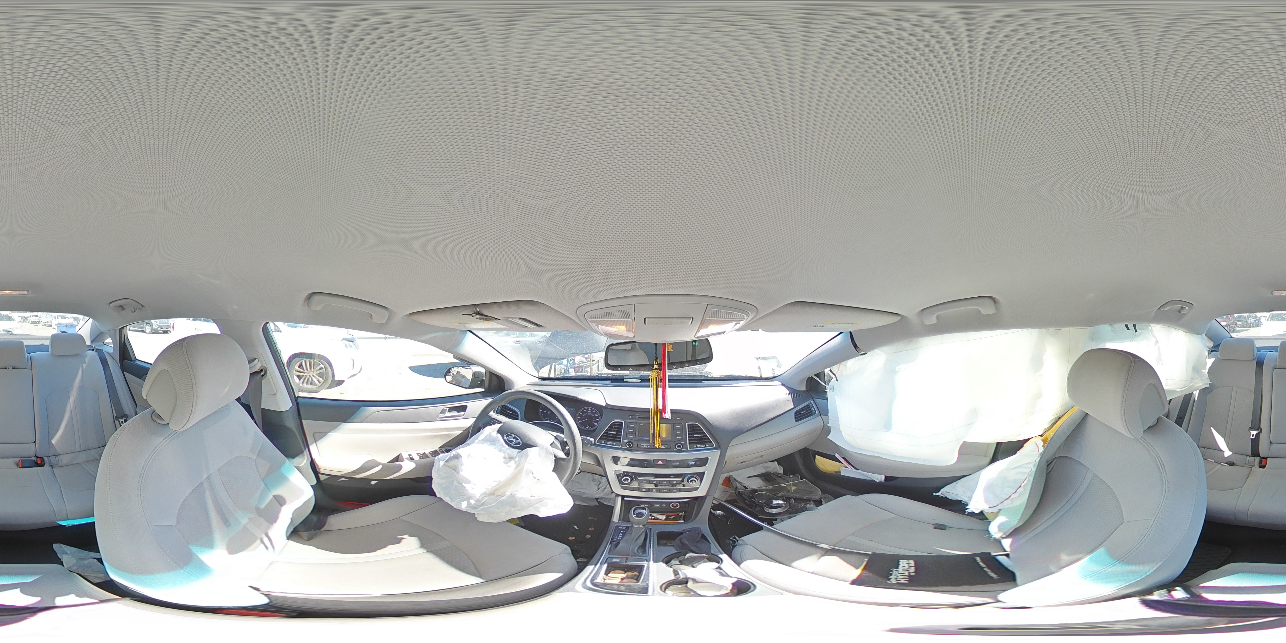 2015 Hyundai Sonata - Image 12