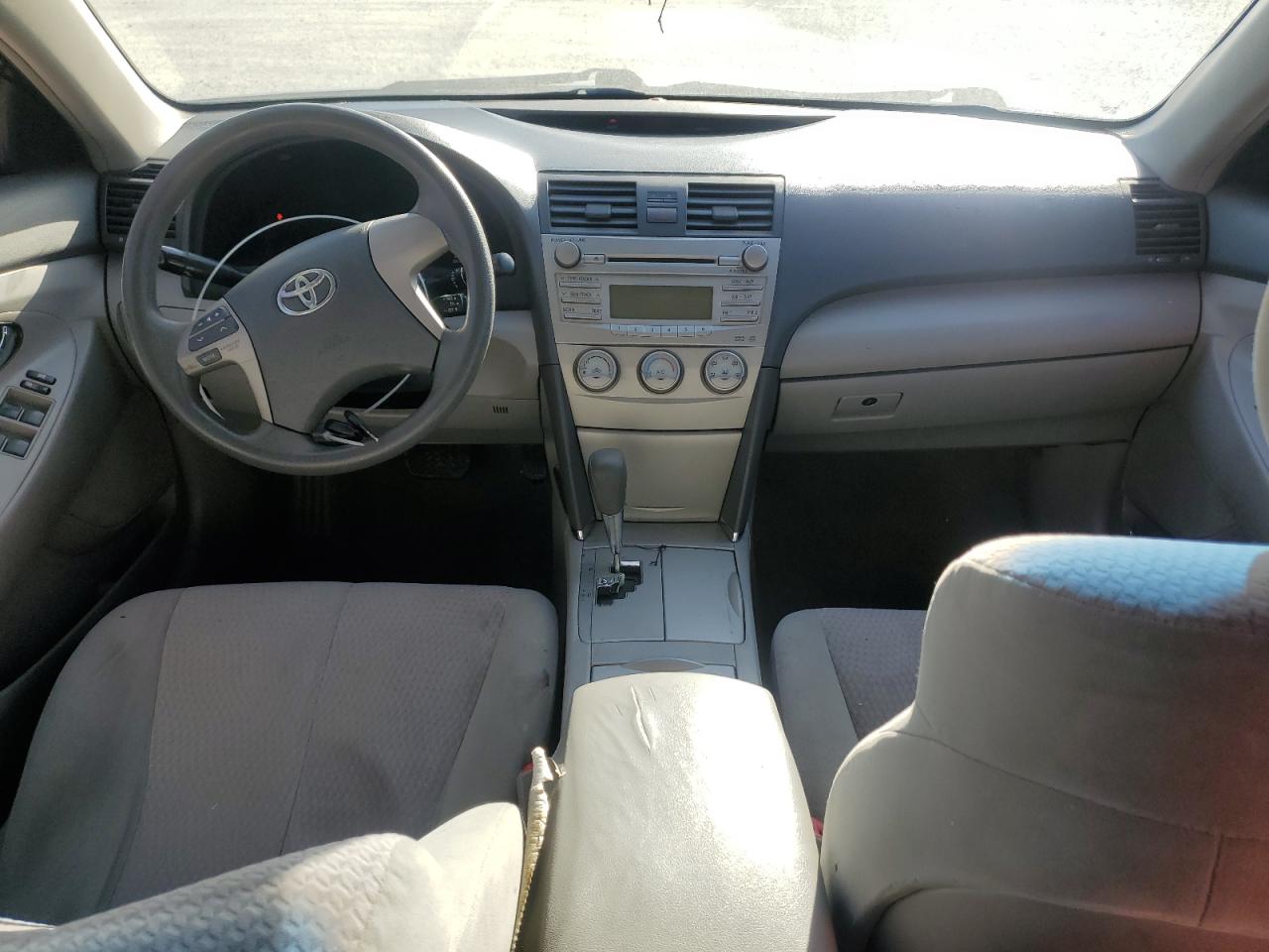2011 Toyota Camry - Image 8