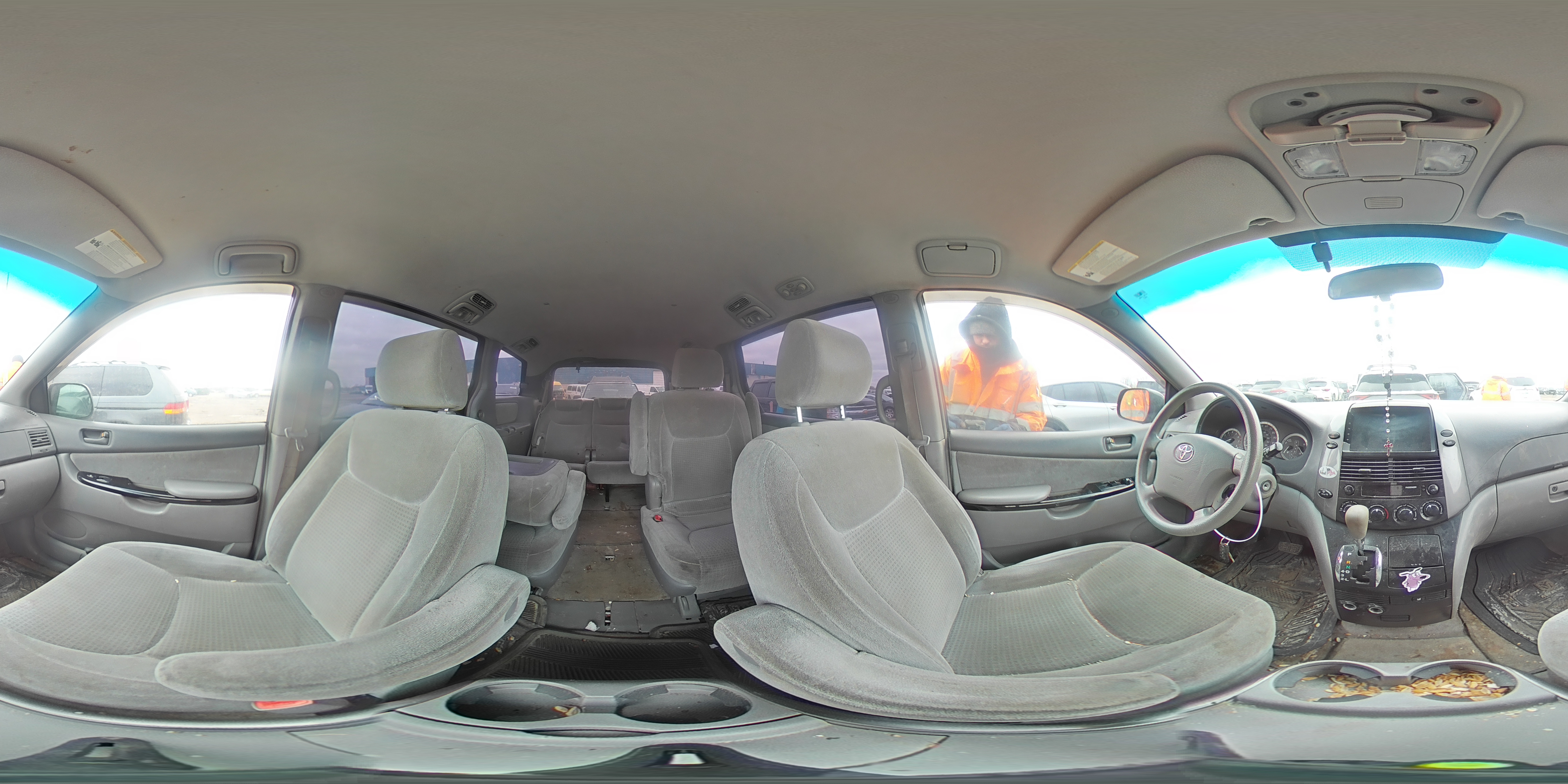 2006 Toyota Sienna - Image 14
