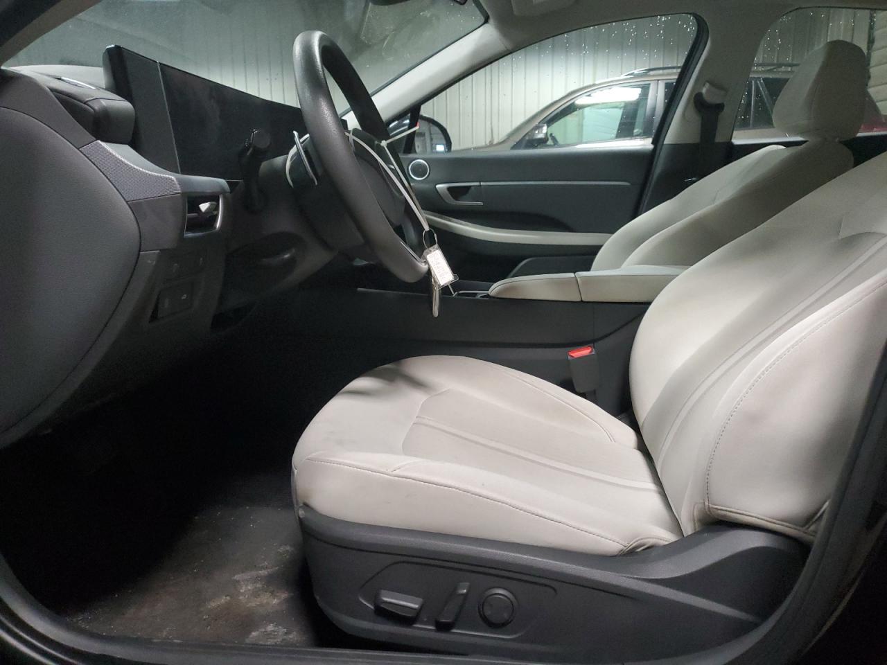 2024 Hyundai Sonata - Image 7