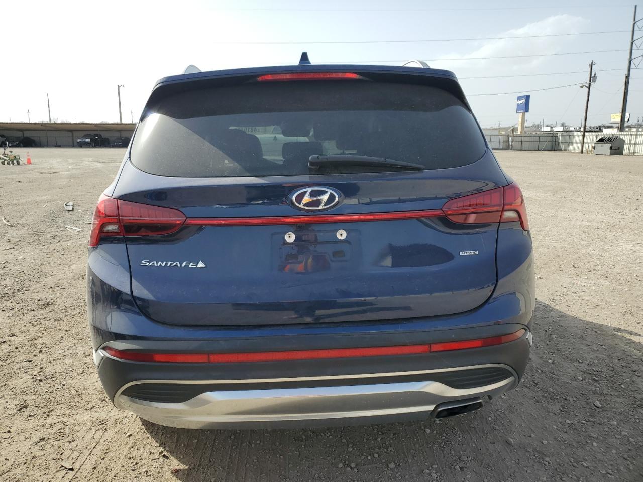 2022 Hyundai Santa Fe - Image 6