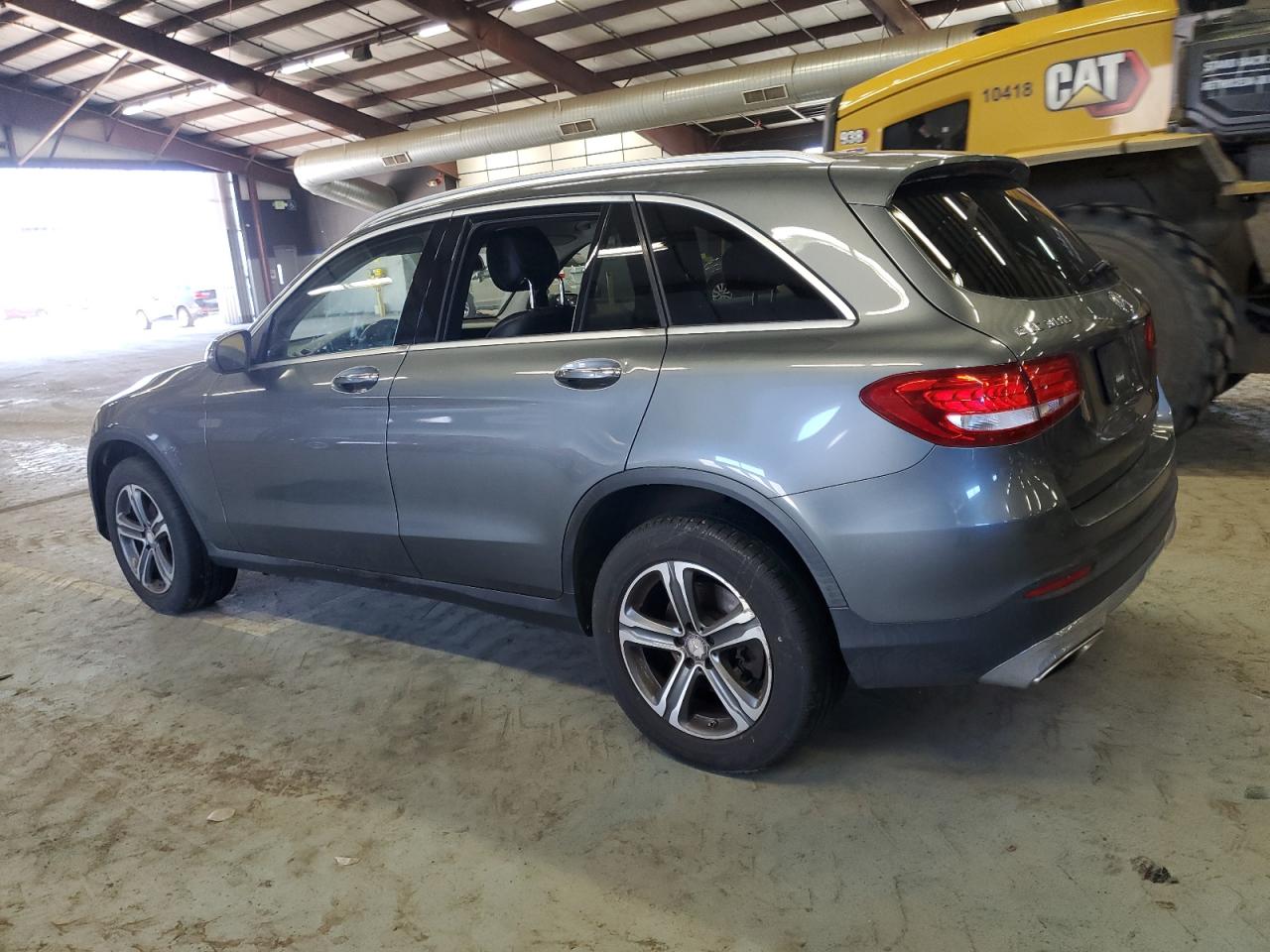 2016 Mercedes-Benz GLC - Image 2
